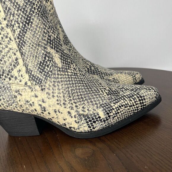 Matisse Avery Ankle Boots Women's 8.5M Beige Snakeskin Print Leather Pointed Toe - Picture 13 of 16